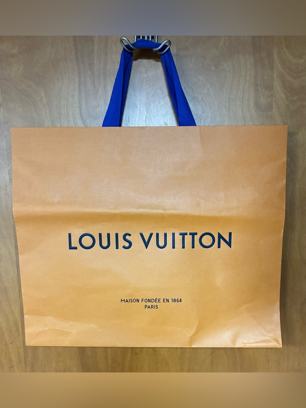 Louis Vuitton shopping bag blue handles Large women men